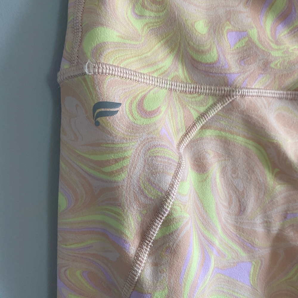 Fabletics Define High-Waisted Capri Marble - Picture 7 of 11